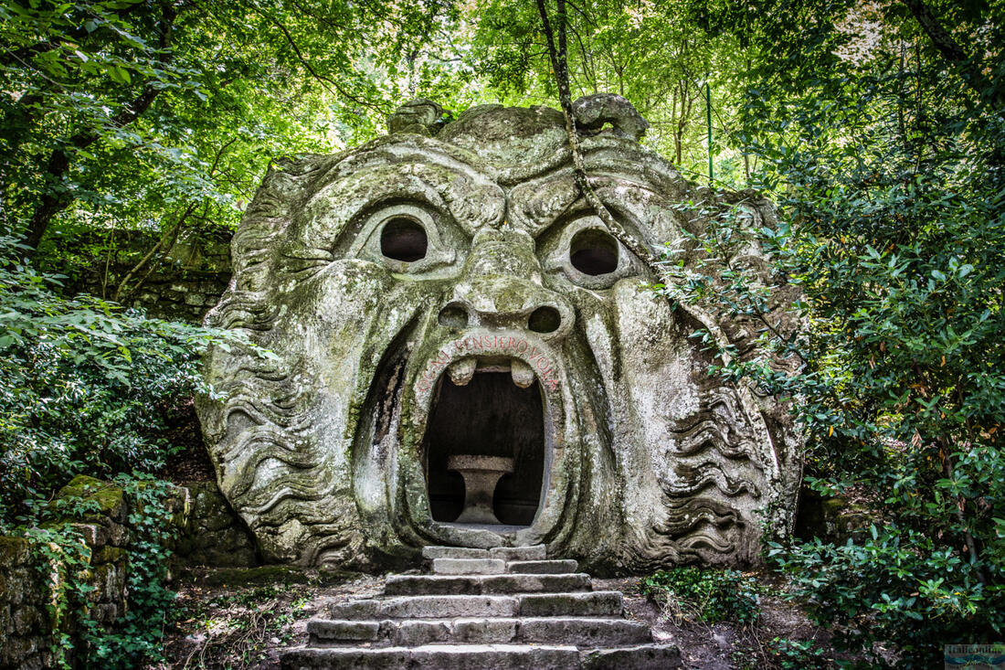 Orcus - usta piekła, park Bomarzo