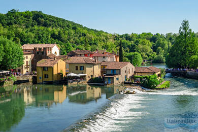 Borghetto sul Mincio: Bajkowa wioska z młynami