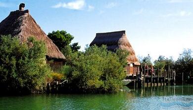 Laguna i rybackie chaty w Caorle