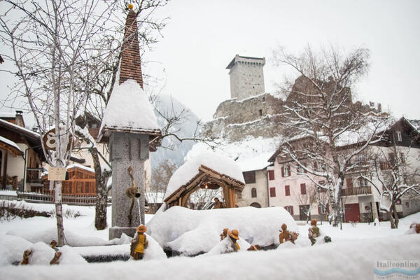 Magia Bożego Narodzenia wśród setek szopek pod zamkiem San Michele