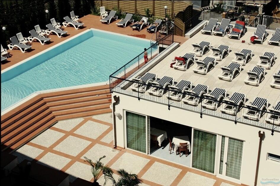 Hotel Mediterraneo