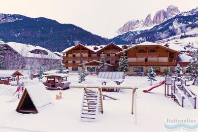 Hotel Stella Ronda & Dependance Serenella Campitello di Fassa