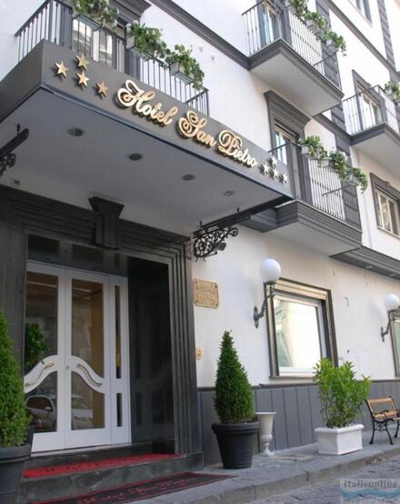 Hotel San Pietro Neapol (Napoli)