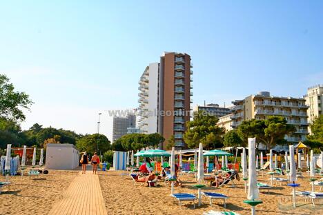 Condominio Bianco Nero