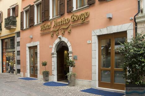 Hotel Antico Borgo