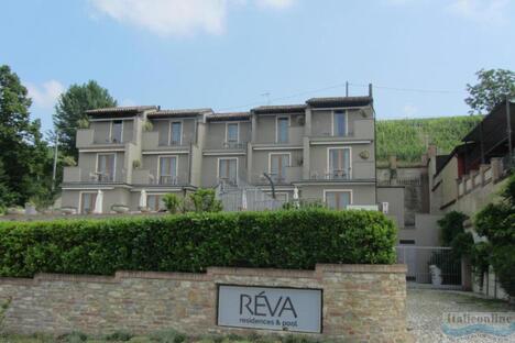 Reva Residence & Pool