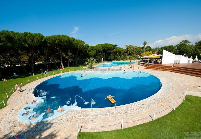 Villaggio Camping Baia Domizia